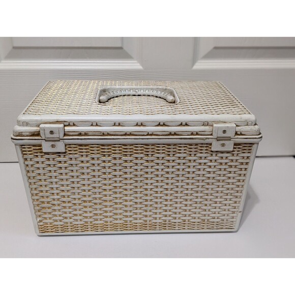 Vintage Sewing Box Wilson Wil-Hold Basket Weave Design White & Gold NO TRAYS - Picture 5 of 9